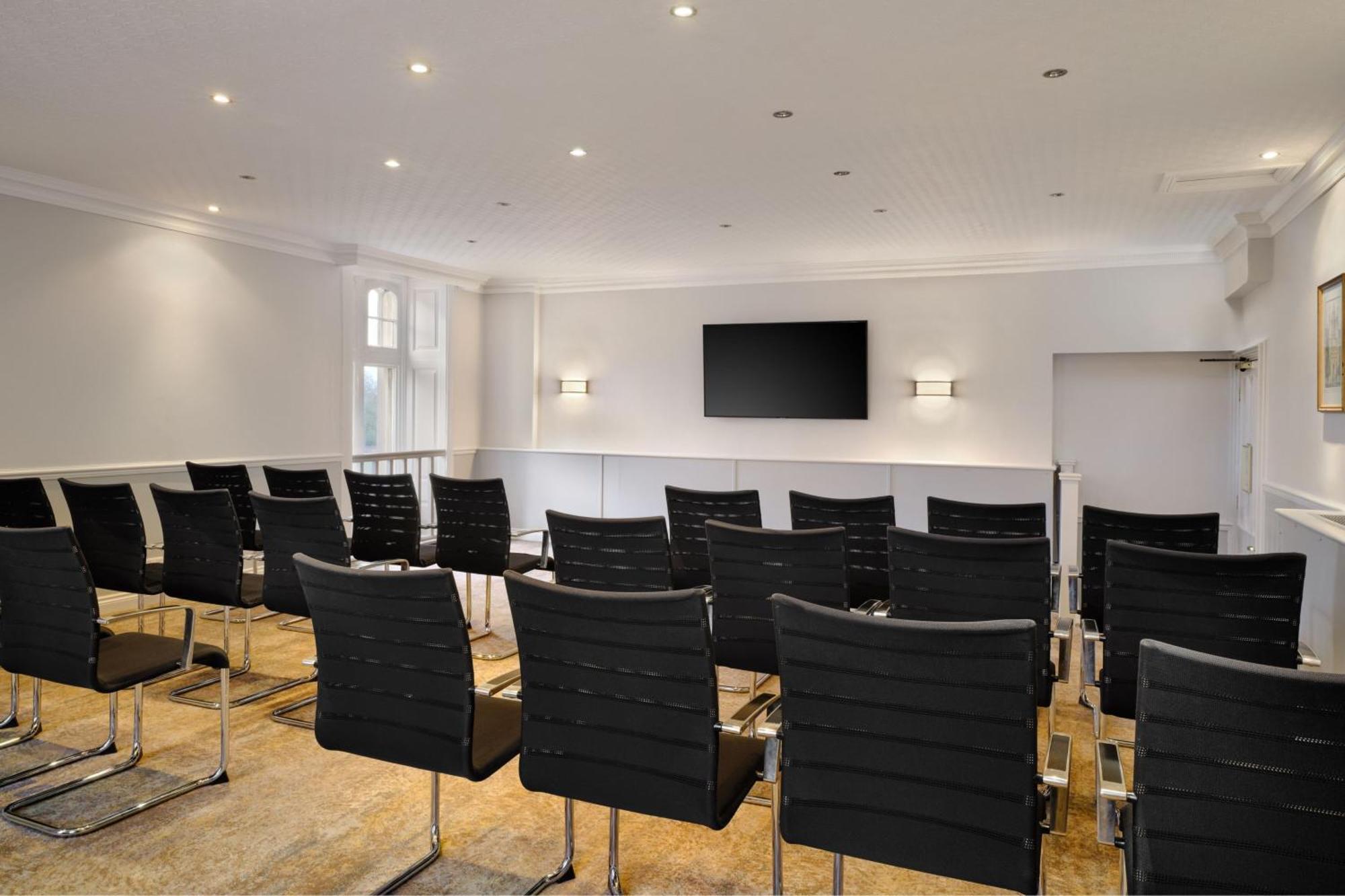 Delta Hotels By Marriott St Pierre Country Club Chepstow Buitenkant foto
