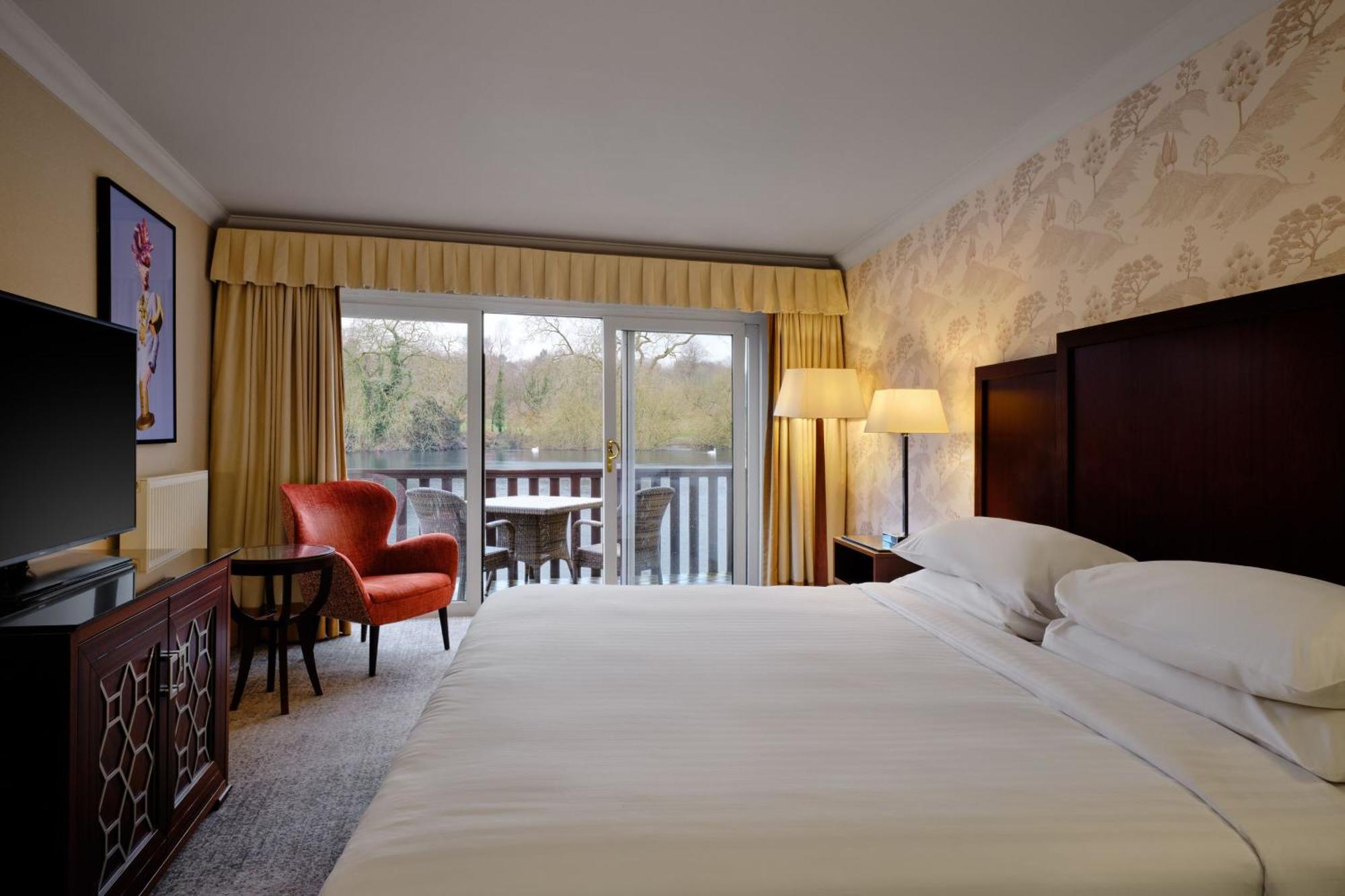 Delta Hotels By Marriott St Pierre Country Club Chepstow Buitenkant foto