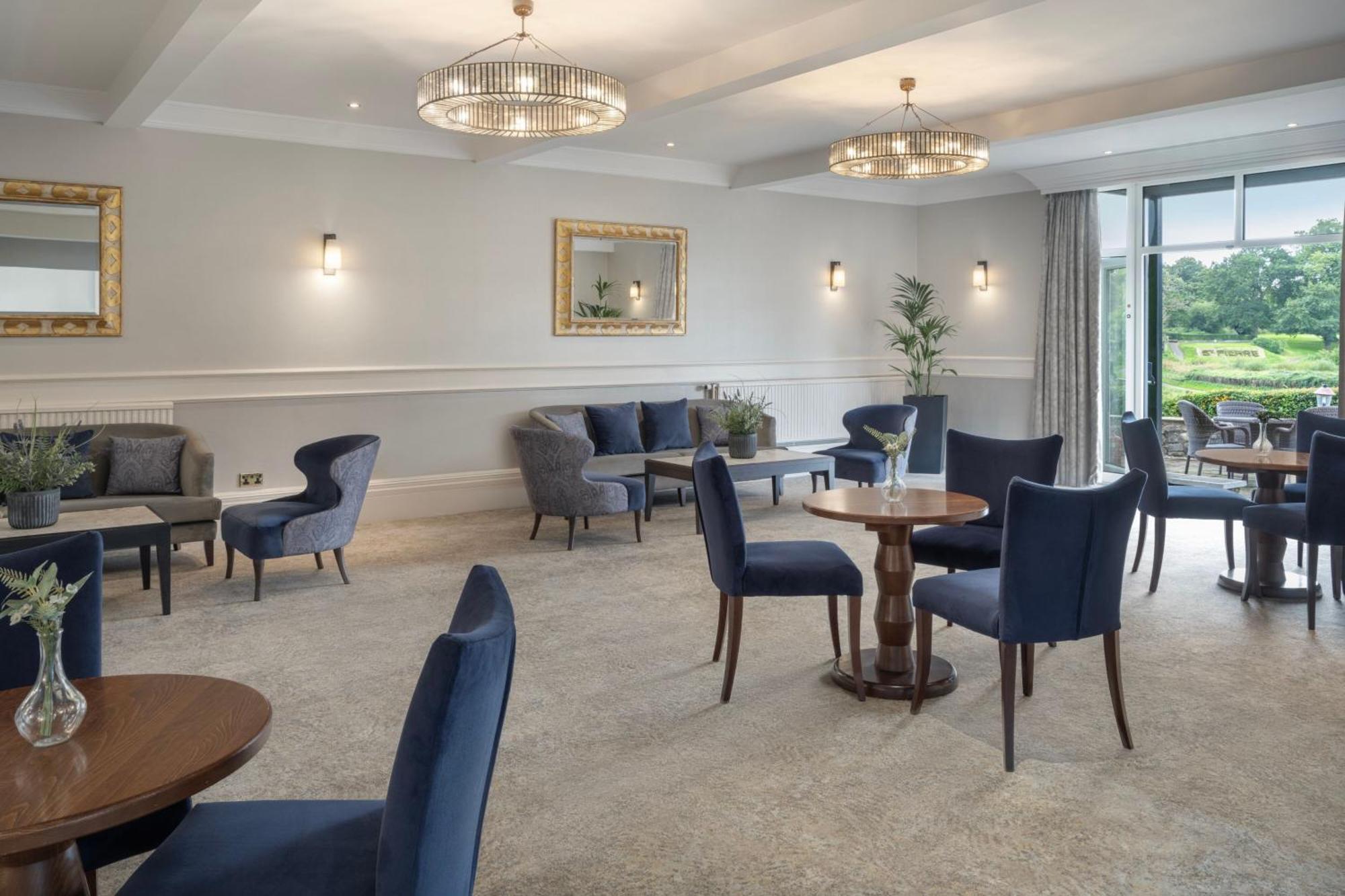 Delta Hotels By Marriott St Pierre Country Club Chepstow Buitenkant foto