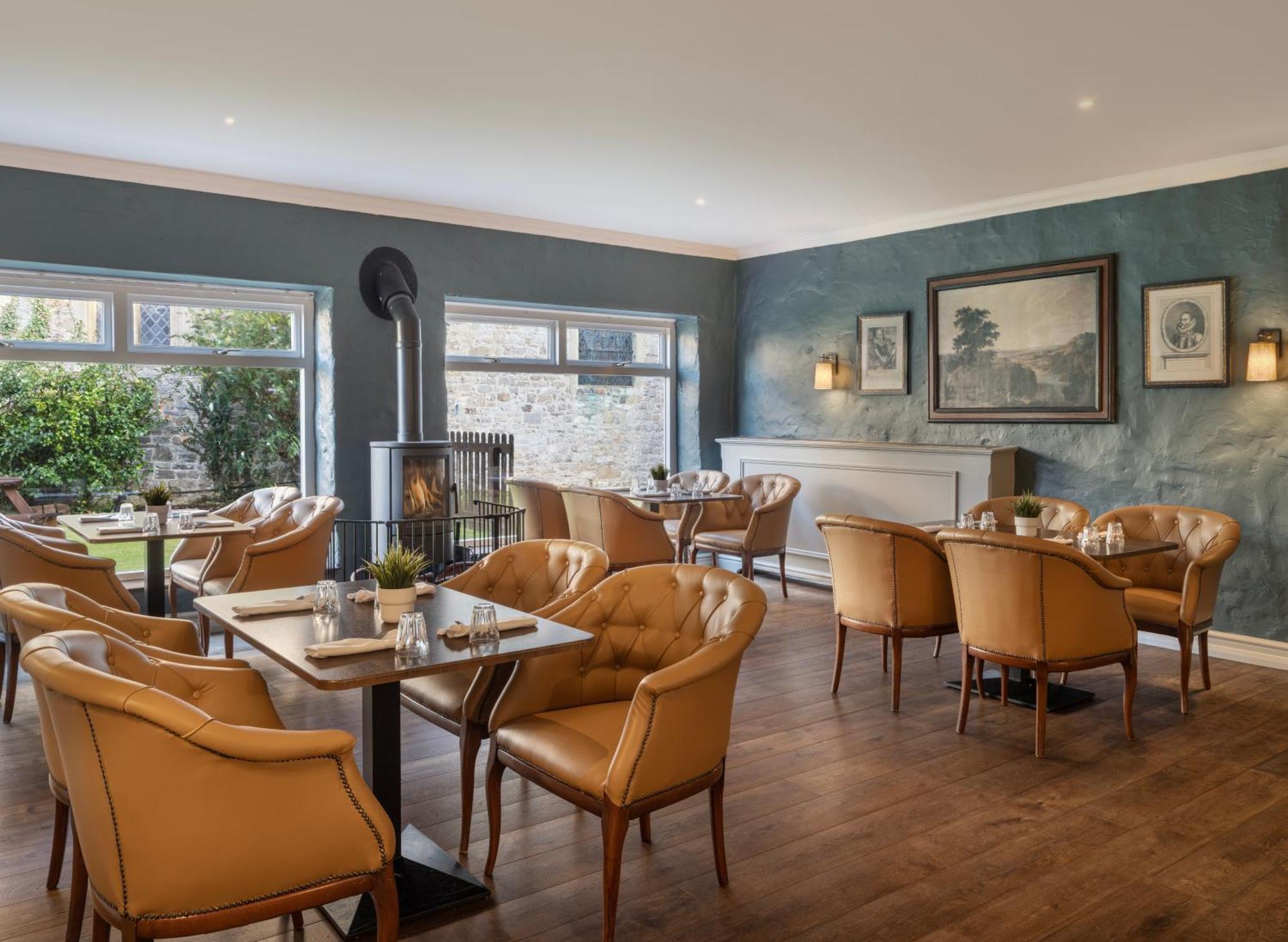Delta Hotels By Marriott St Pierre Country Club Chepstow Buitenkant foto
