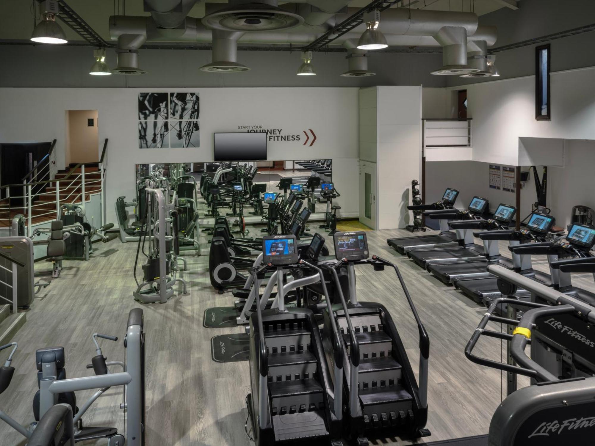 Delta Hotels By Marriott St Pierre Country Club Chepstow Buitenkant foto