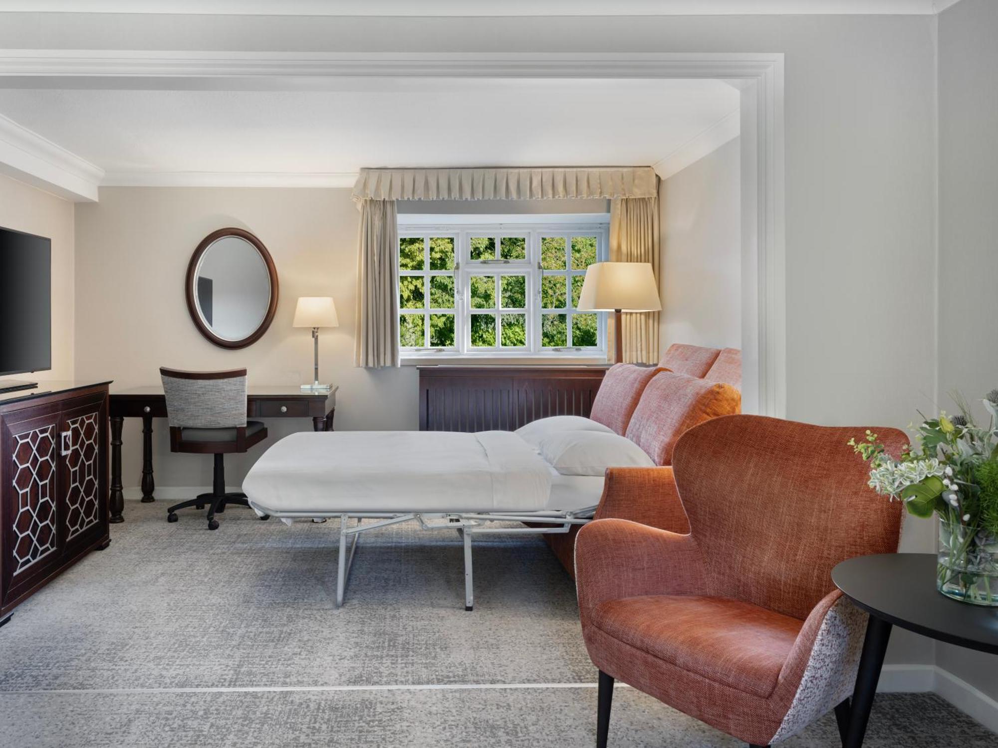 Delta Hotels By Marriott St Pierre Country Club Chepstow Buitenkant foto