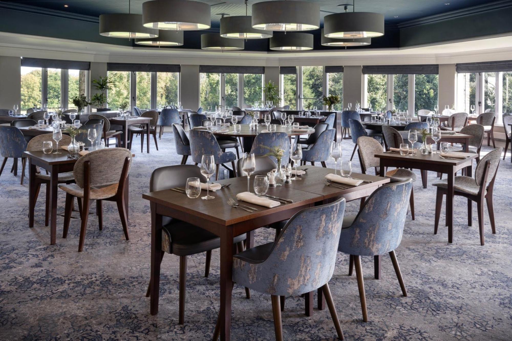 Delta Hotels By Marriott St Pierre Country Club Chepstow Buitenkant foto
