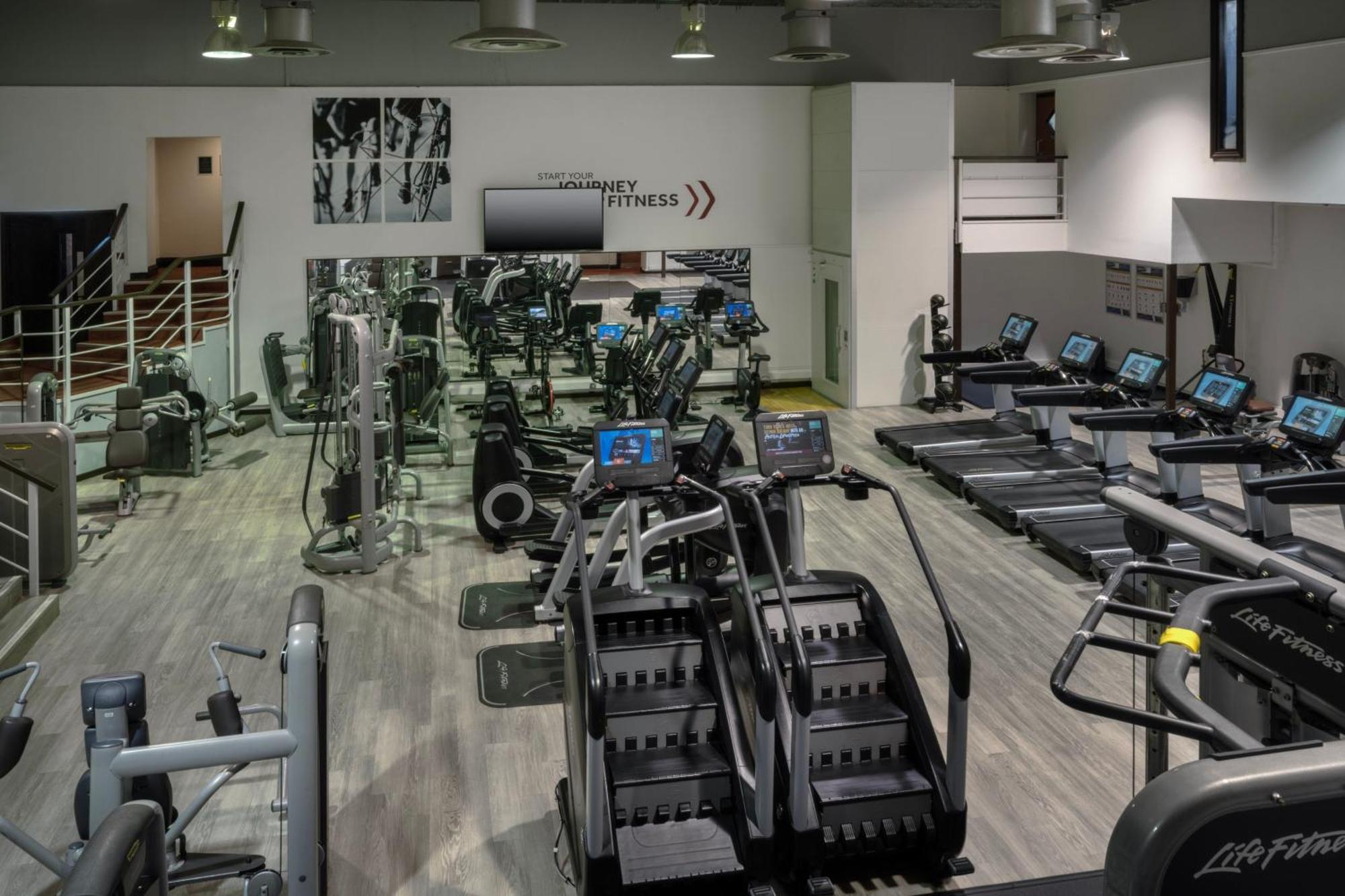 Delta Hotels By Marriott St Pierre Country Club Chepstow Buitenkant foto