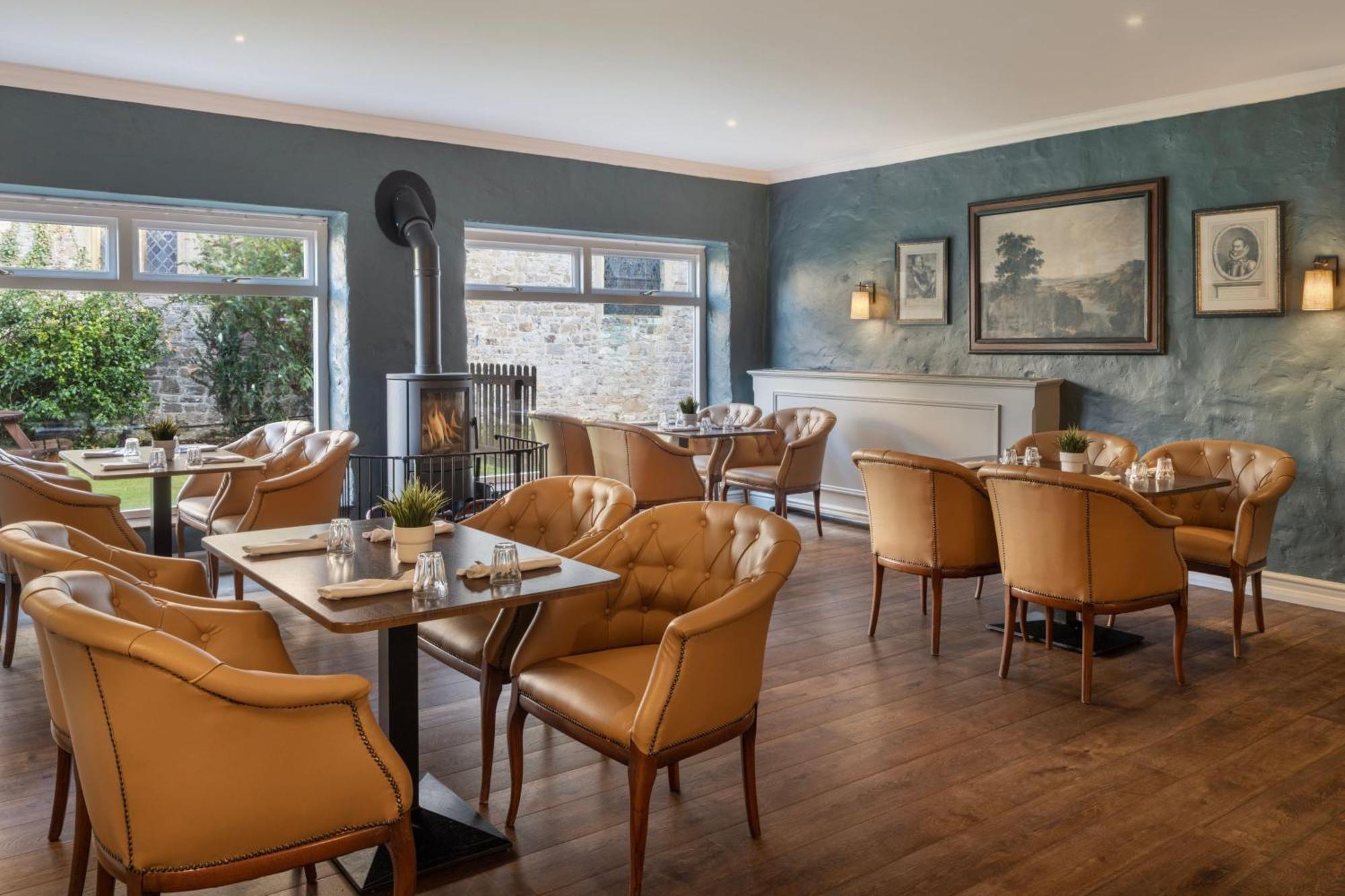 Delta Hotels By Marriott St Pierre Country Club Chepstow Buitenkant foto